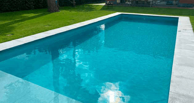 Zwembad of zwemvijver? Op vakantie in eigen tuin!