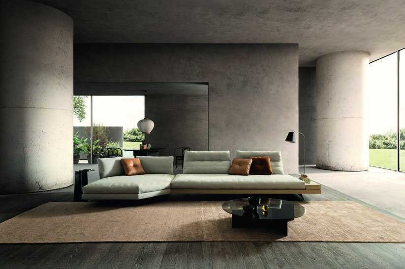 Woonkamer met zachte sofa bij D&D Interieur